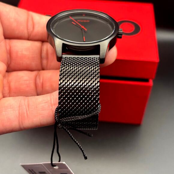 HUGO Move 1530044 Men’s Black Minimalist Mesh Bracelet Watch – Red Accent Dial - Picture 16 of 17